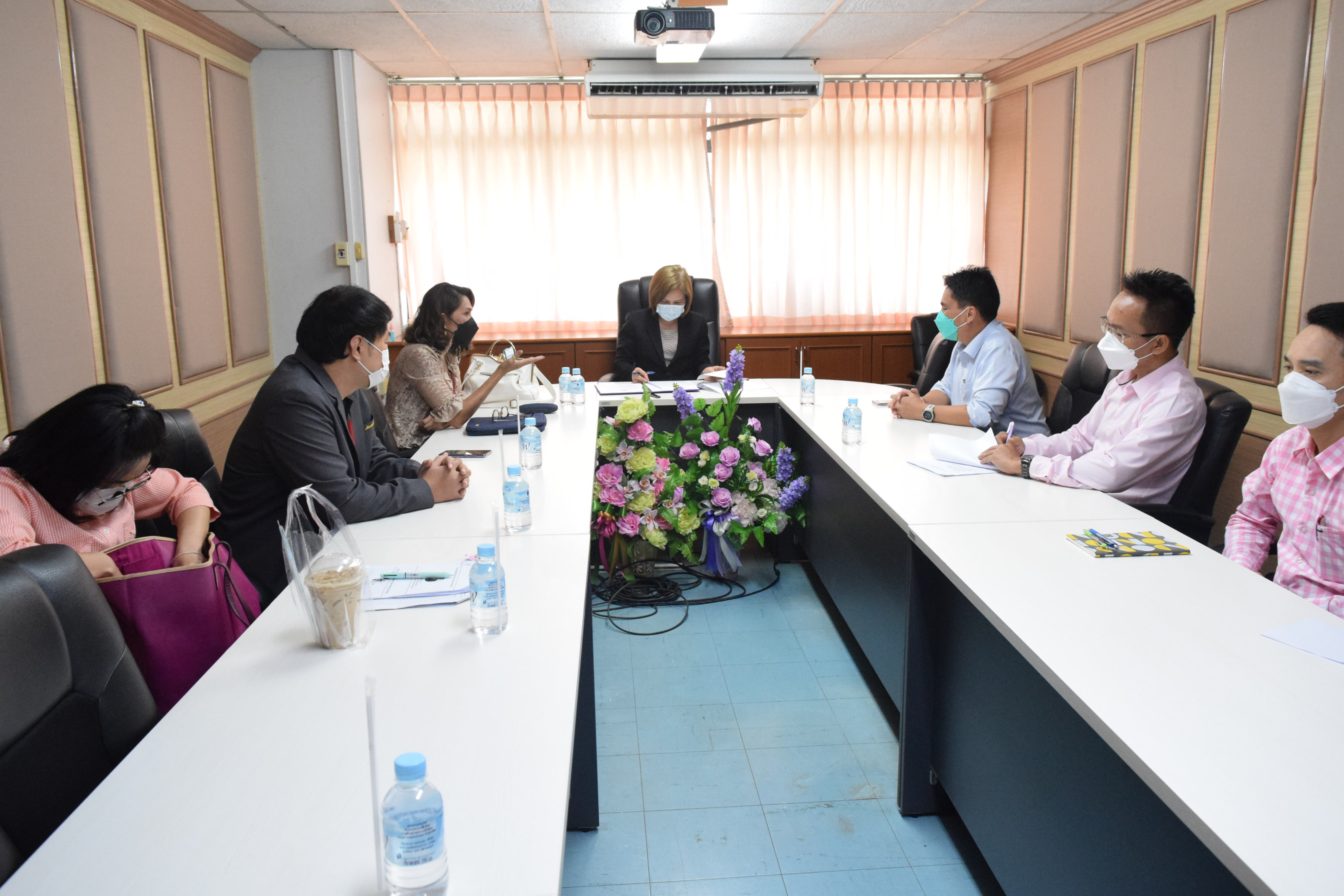 ประชุมคณะกรรมการดำเนินงานในการจัดทำแผนพัฒนาบุคลากรเน้นสมรรถนะ ตามแผนโครงการพลิกโฉมระบบอุดมศึกษาของปร...